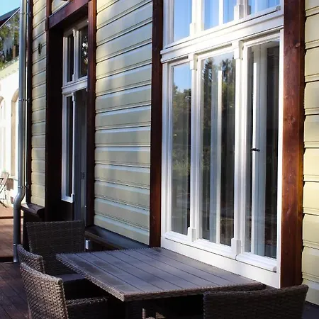 Apartament Emajoe Keeltekool *