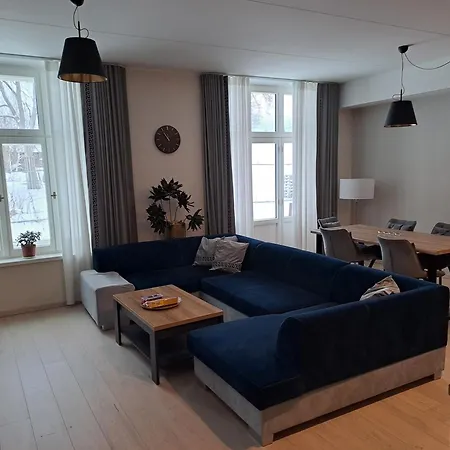 Emajoe Keeltekool * Tartu